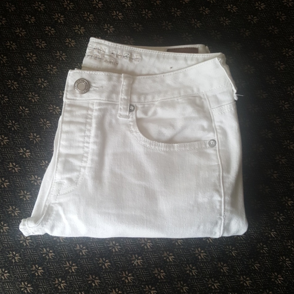 American eagle outfitters boyfriend cropped jeans